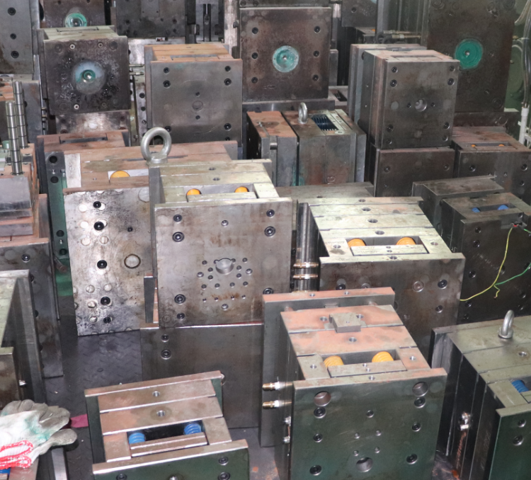 硅膠制品為什么要先開樣品模具？